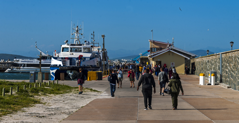 Quay_at_Murray_s_Bay_Harbour__Robben_Island.jpg