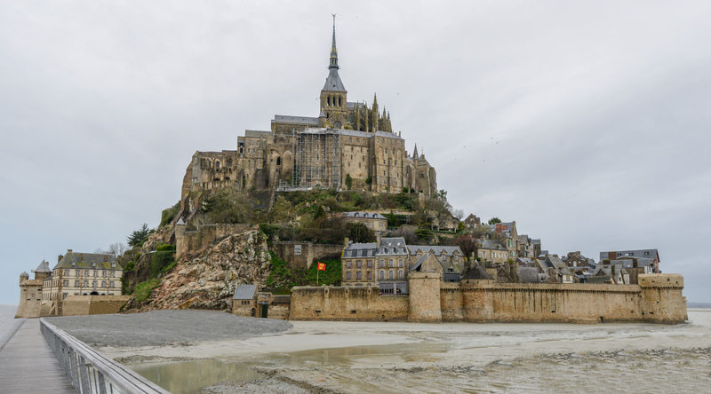 Mont_Saint-Michel__a_remarkable_mediaeval_walled_city_and_one_of_France_s_most_recognisable_landmarks__32195232980_.jpg Mont_Saint-Michel__a_remarkable_mediaeval_walled_city_and_one_of_France_s_most_recognisable_landmarks__32195232980_.jpg