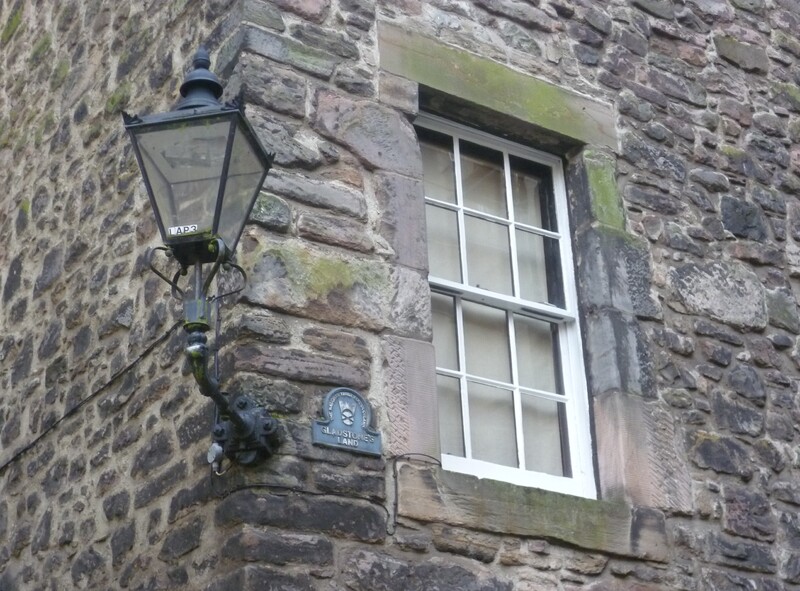 Old_Town_lamp.jpeg Old_Town_lamp.jpeg