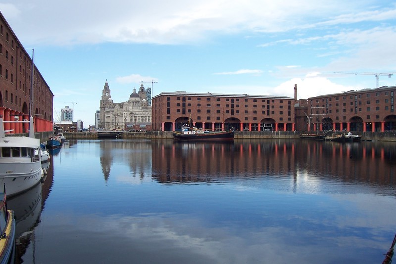 Albert_Dock_Liverpool_-_panoramio__1_.jpg Albert_Dock_Liverpool_-_panoramio__1_.jpg