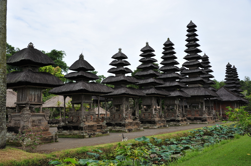 1_pura_taman_ayun_bali_2011.jpg 1_pura_taman_ayun_bali_2011.jpg