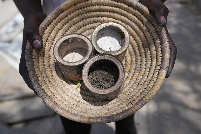 DSC07998-1.JPG DSC07998-1.JPG