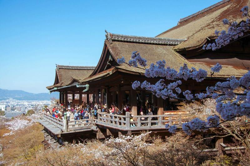 Kiyomizu_Temple.jpg Kiyomizu_Temple.jpg