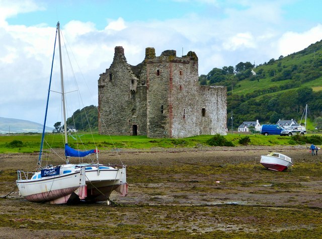 Lochranza_Castle_-_geograph.org.uk_-_3066930.jpg Lochranza_Castle_-_geograph.org.uk_-_3066930.jpg