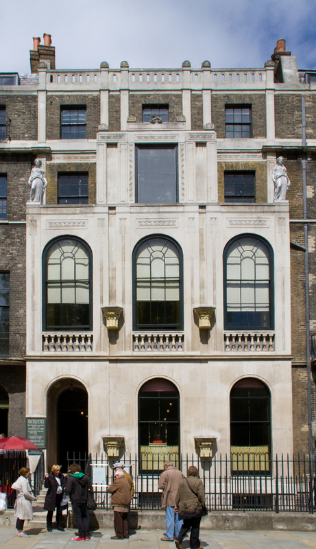 Sir_John_Soane_Museum__13952611347_.jpg Sir_John_Soane_Museum__13952611347_.jpg
