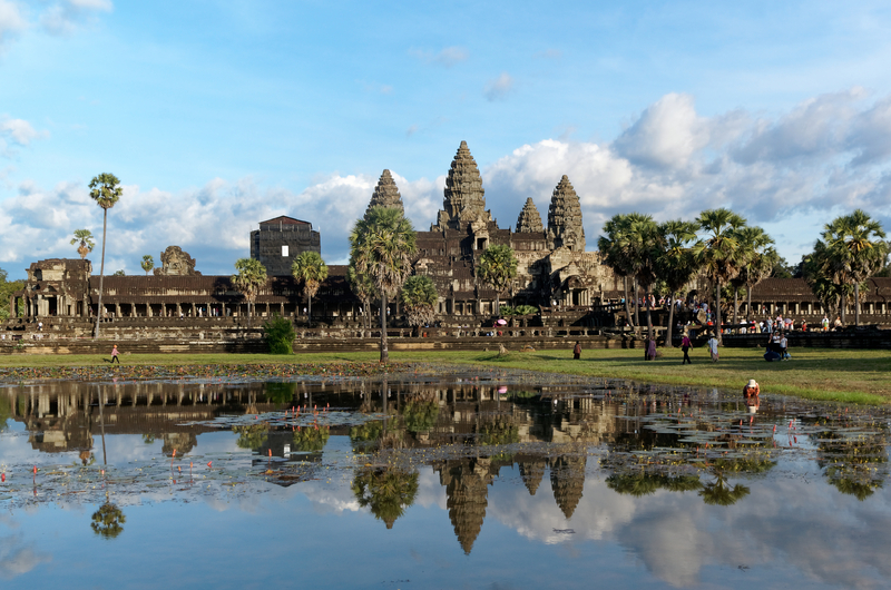 Angkor_Wat_1-1.jpg Angkor_Wat_1-1.jpg