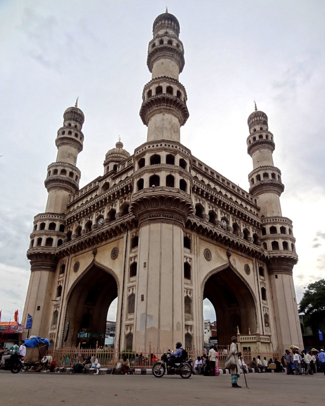 Charminar-Pride_of_Hyderabad-3.jpg Charminar-Pride_of_Hyderabad-3.jpg