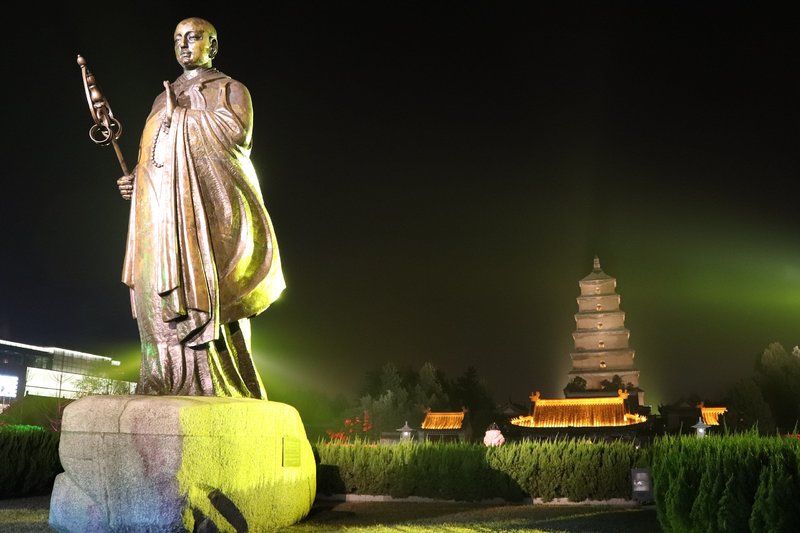 Giant_wild_goose_pagoda_night-1.jpg Giant_wild_goose_pagoda_night-1.jpg
